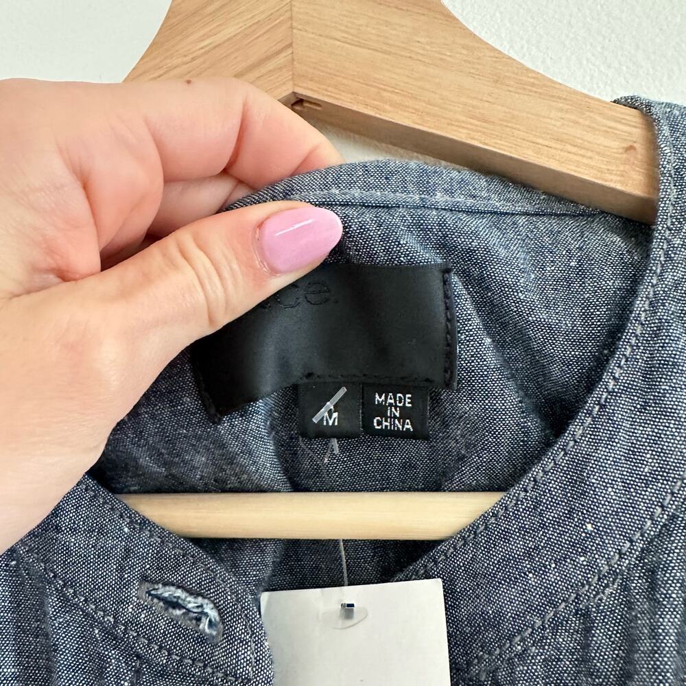 NWT Vince Patch Pocket Chambray Button Front Long Sleeve Shirt Blue Rinse M - Picture 9 of 13